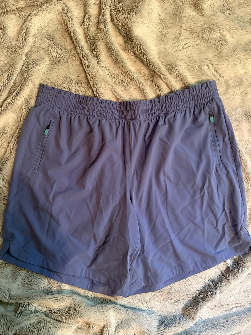 Tek Gear purple shorts with a mid-rise fit and an elastic waistband XXL